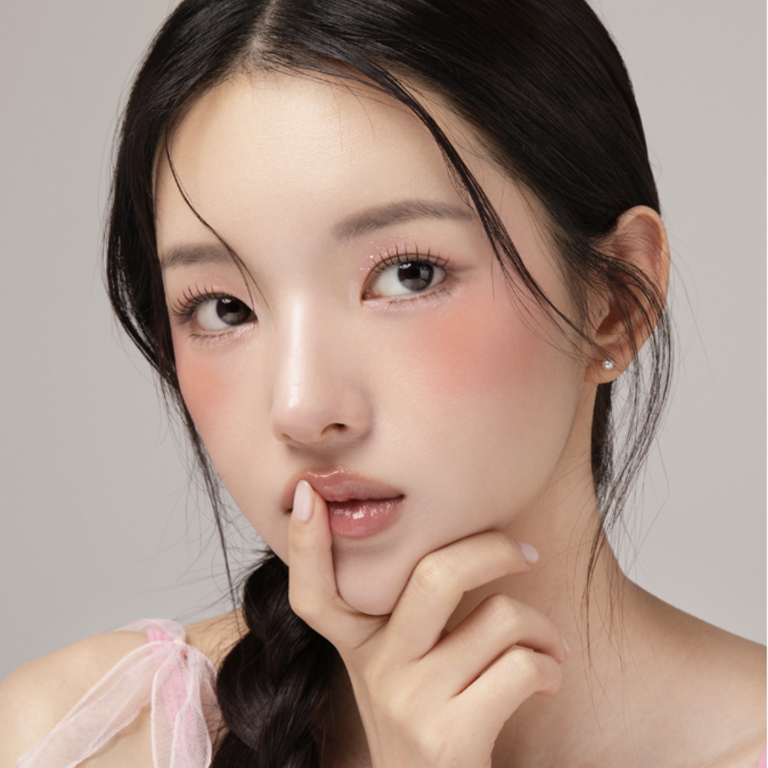 MINI LIKE A SHADOW – Třpytivé mini stíny s vysokou pigmentací